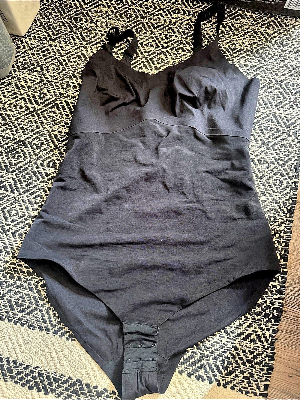 Honeylove SuperPower Short Black Shapewear Bodysuit Size Large
